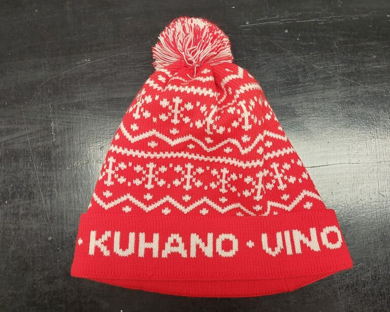 kuhano vino pletena kapa