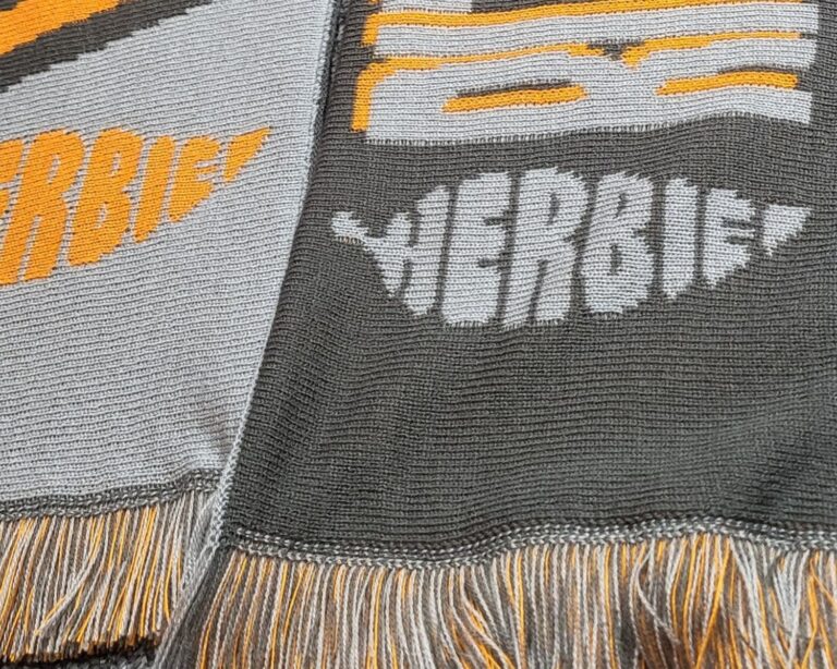 pleteni promotivni šal Herbie